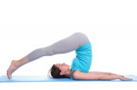 halasana posizione aratro corso yoga spazio solo salute