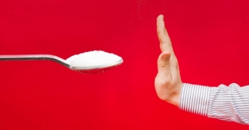 Smetti di mangiare zucchero e questo succederà al tuo corpo...