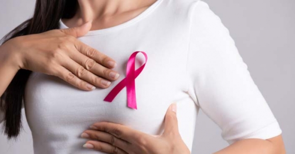 Come abbassare il rischio di tumore al seno con 6 consigli e uno stile di vita sano