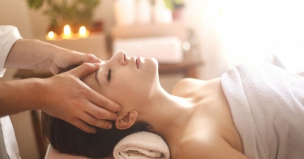 I fantastici benefici del massaggio ayurvedico Ayurevedic Touch